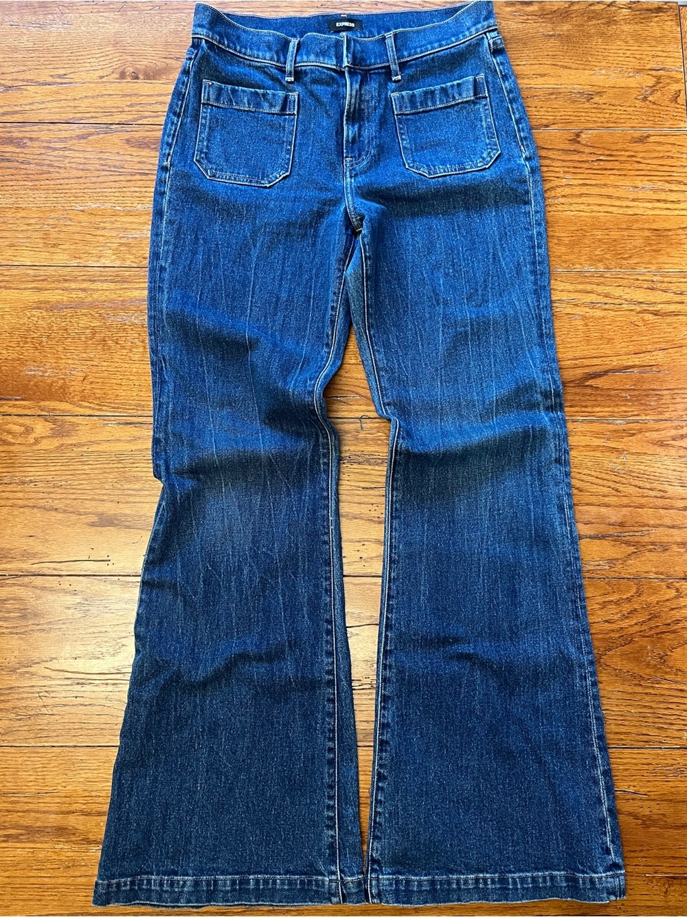 Express Women’s jeans size 8R Flare